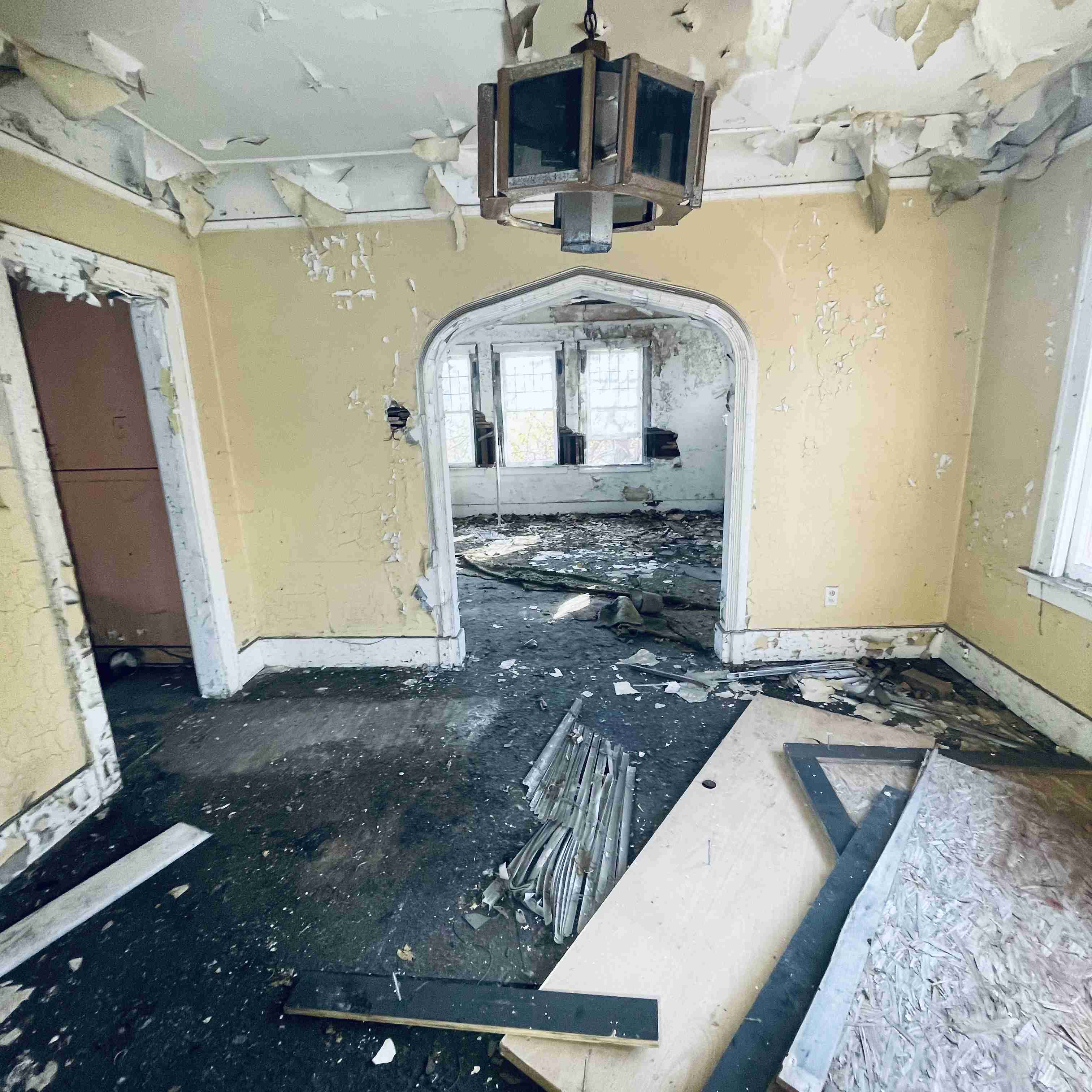 2638 Glendale (37).jpg